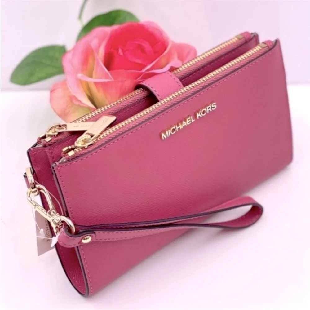 Michael Kors DoubleZip Wallet
Wristlet Phone Case Pink - Picture 1 of 3
